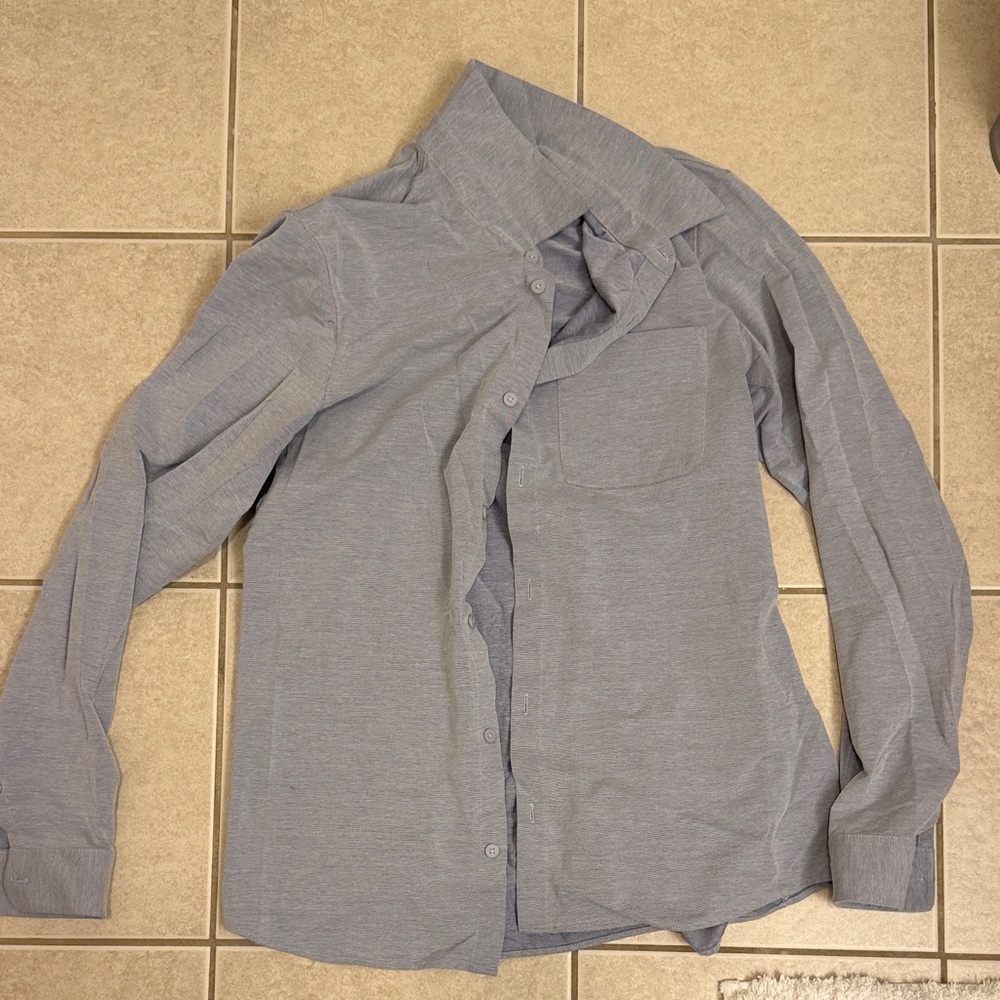 Lululemon commission shirt